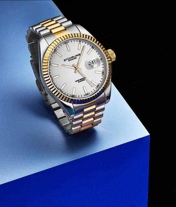 Lineage 3935 Quartz 42mm Classic White Dial / Silver Case / Two Tone Gold Bracelet